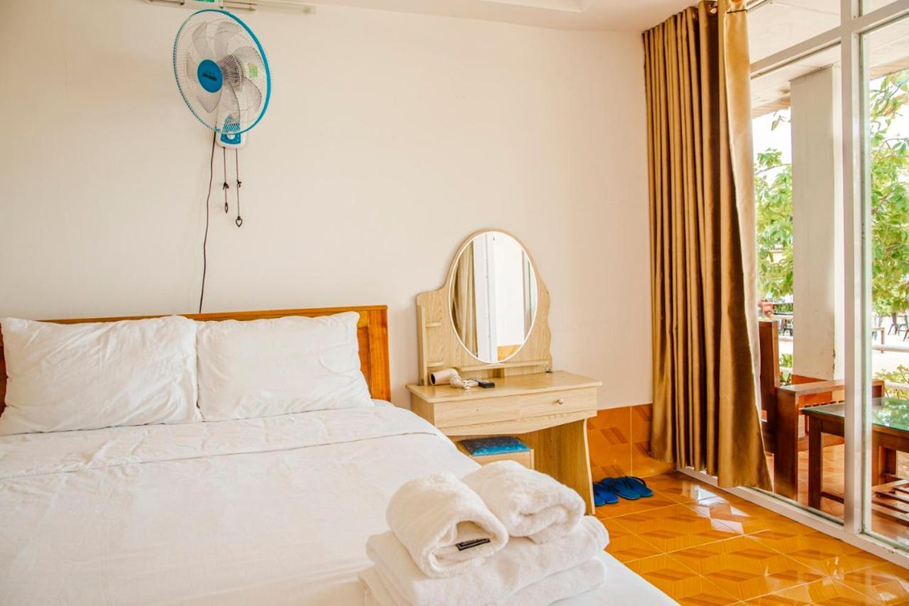 Thien Tan Hotel Chi Khu Co Ong Eksteriør bilde
